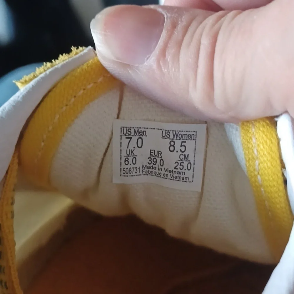 VANS Old Skool Yellow Suede Cap Toe Lace Up Low Top Sneakers (Unisex)